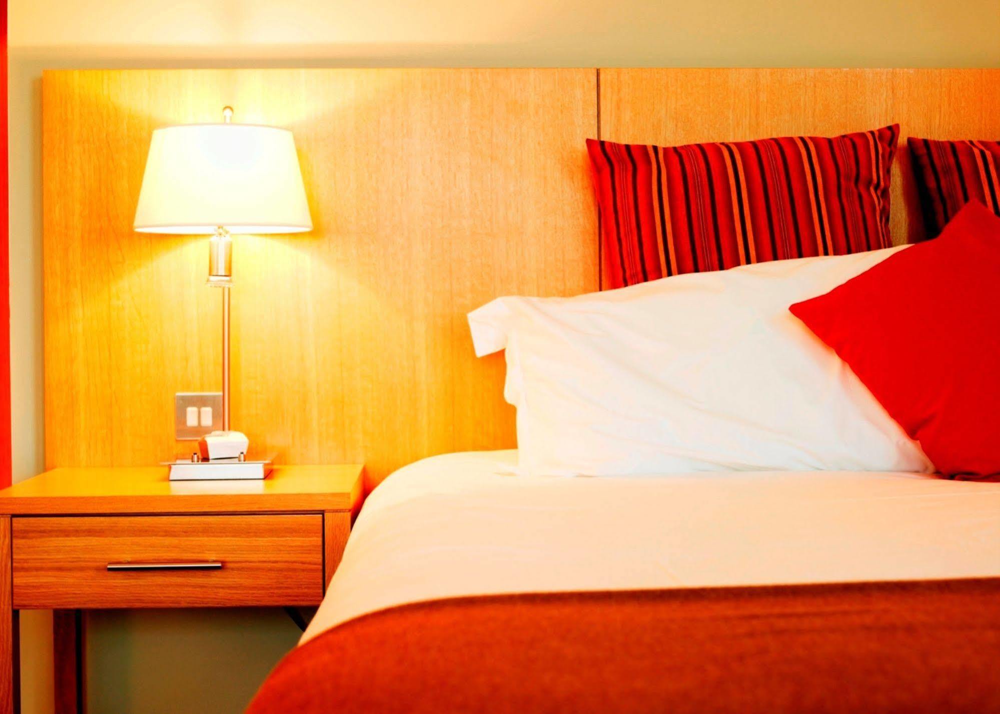Park View Townhouse Otel Falmouth Dış mekan fotoğraf